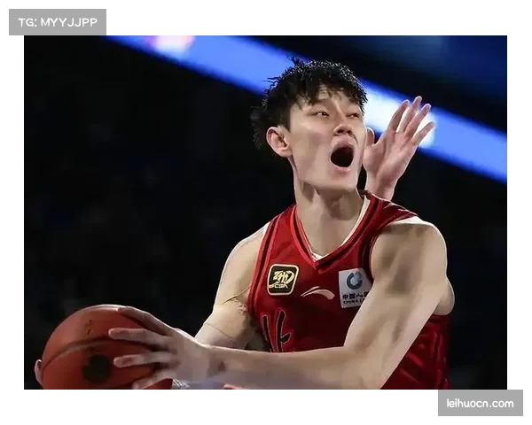 曝曾凡博将代表篮网出战NBA中国赛 或获双向合同机会